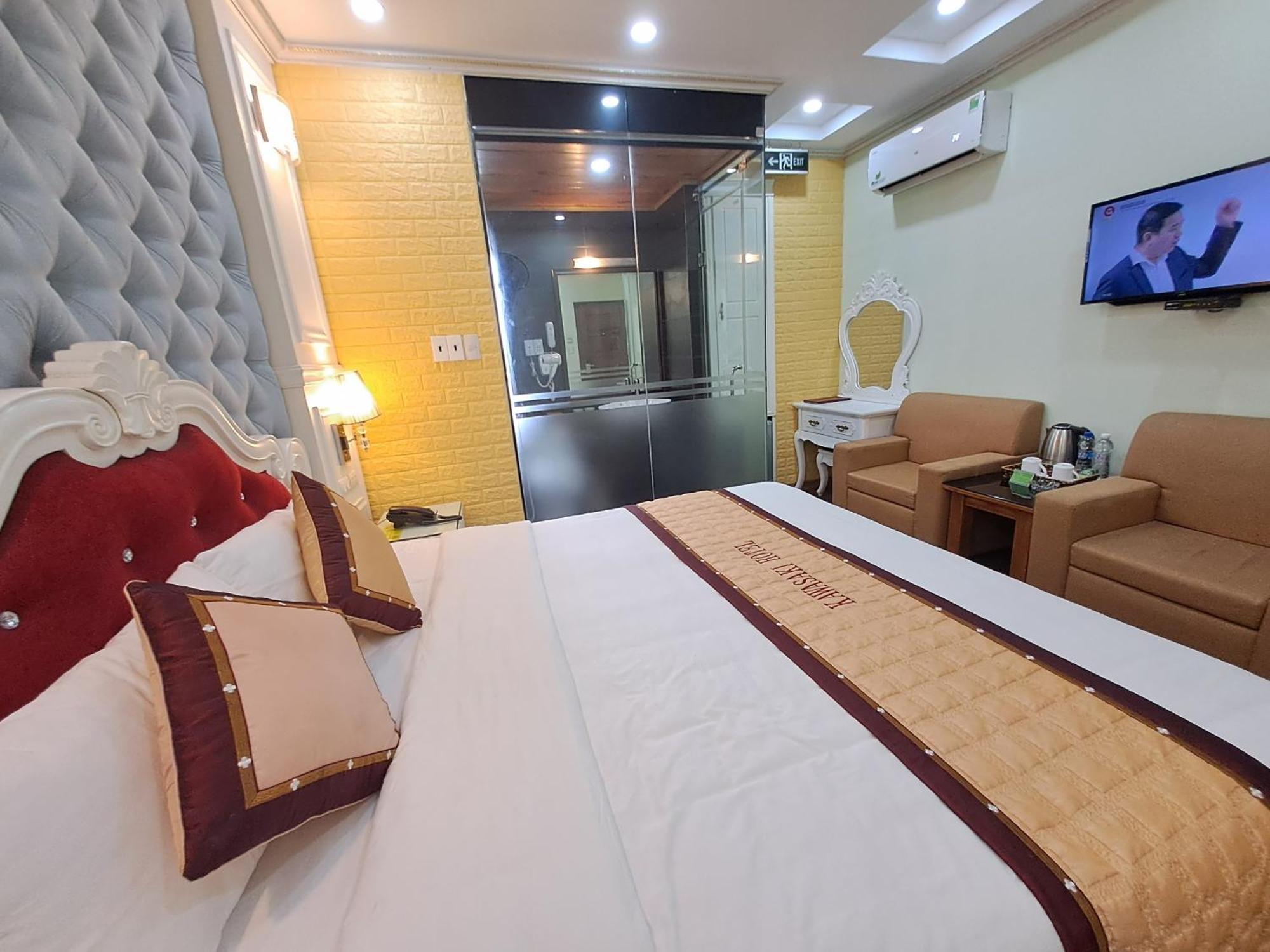 Kawasaki Noi Bai Airport Hotel Room photo